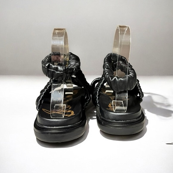 🌻NEW NWOT Sam Edelman Black Leather Velma Sandals | Size 6 - Picture 3 of 9